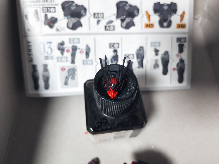 [HG] 철물점 락카 - 건담 파렉트 블랙_6.jpg