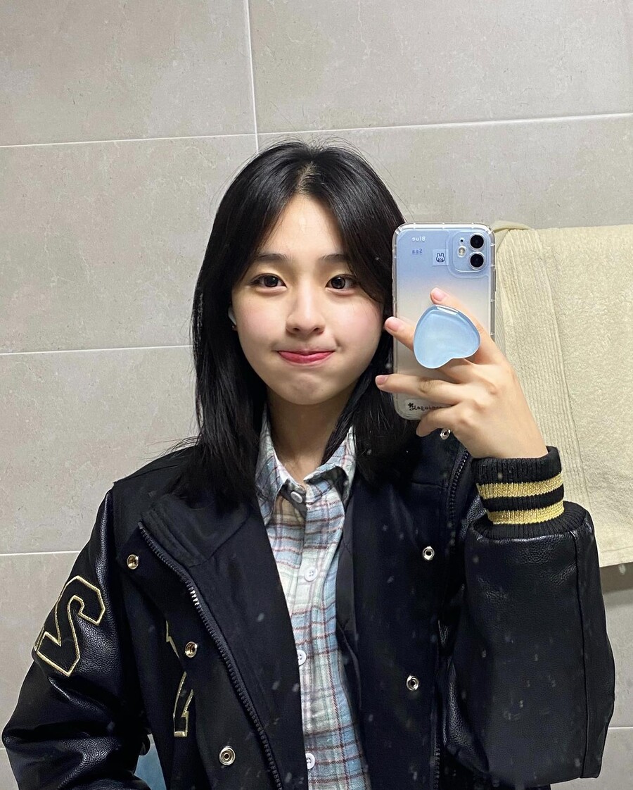 유투버하는 건대 공계과탑 누나의 비주얼.jpg_3.jpg