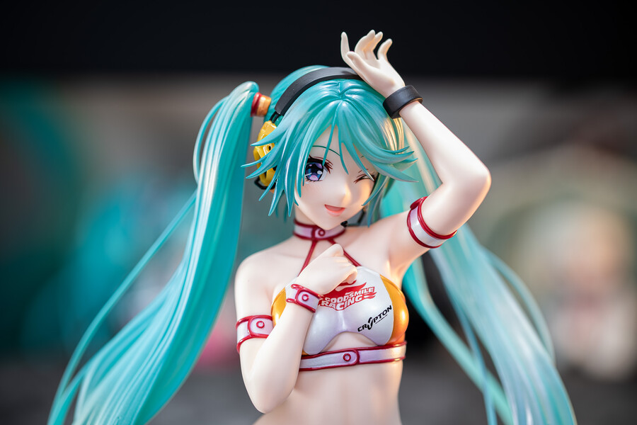 2010레이싱 미쿠 피규어가 왔네요._5.jpg