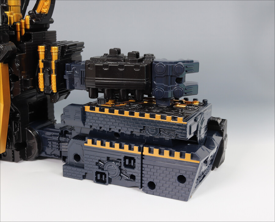 [DX] 킹 코카서스 카부토_11.jpg