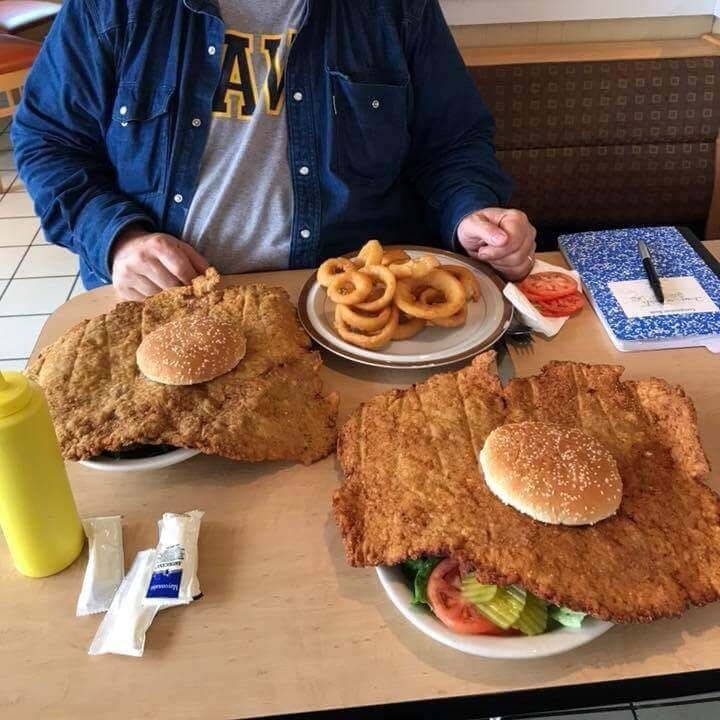 미국의 어느 돈까스버거_1.jpg