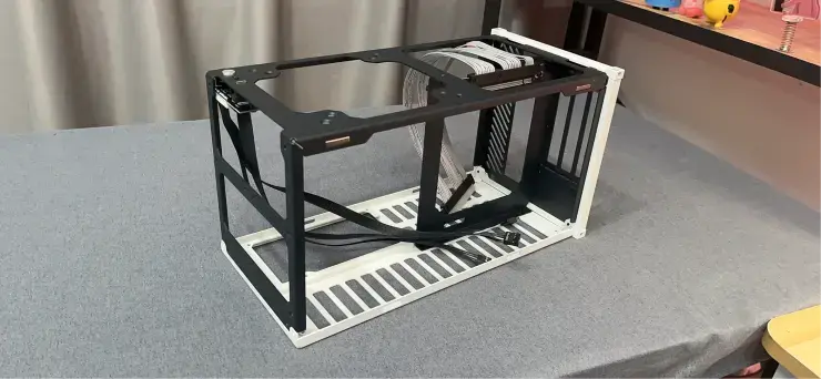 컨테이너형 PC 케이스.jpg_8.webp