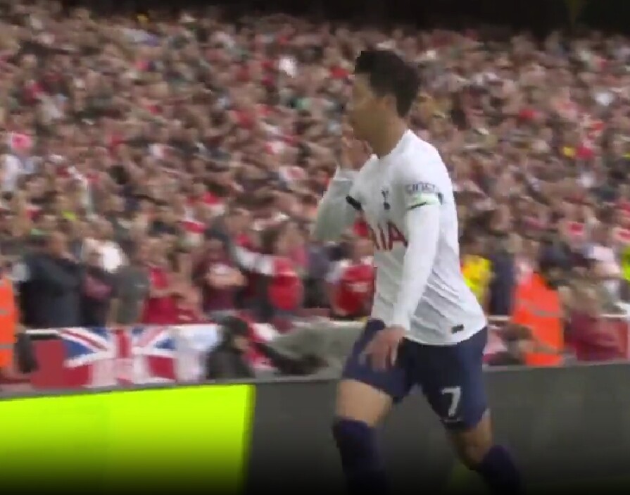 흥민이 골넣고 제스춰...ㅋㅋㅋ(FEAT. 메디슨 복수)_1.jpg