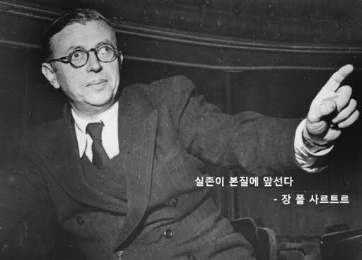 니케, 장문, 뒷북)SF로 보는 니어 콜라보 스토리_1.jpeg