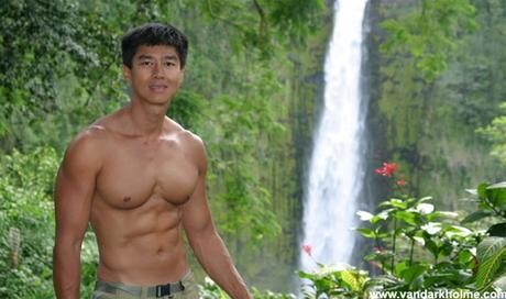 유난히 고추가 부각되는 짤.jpg_1.jpg