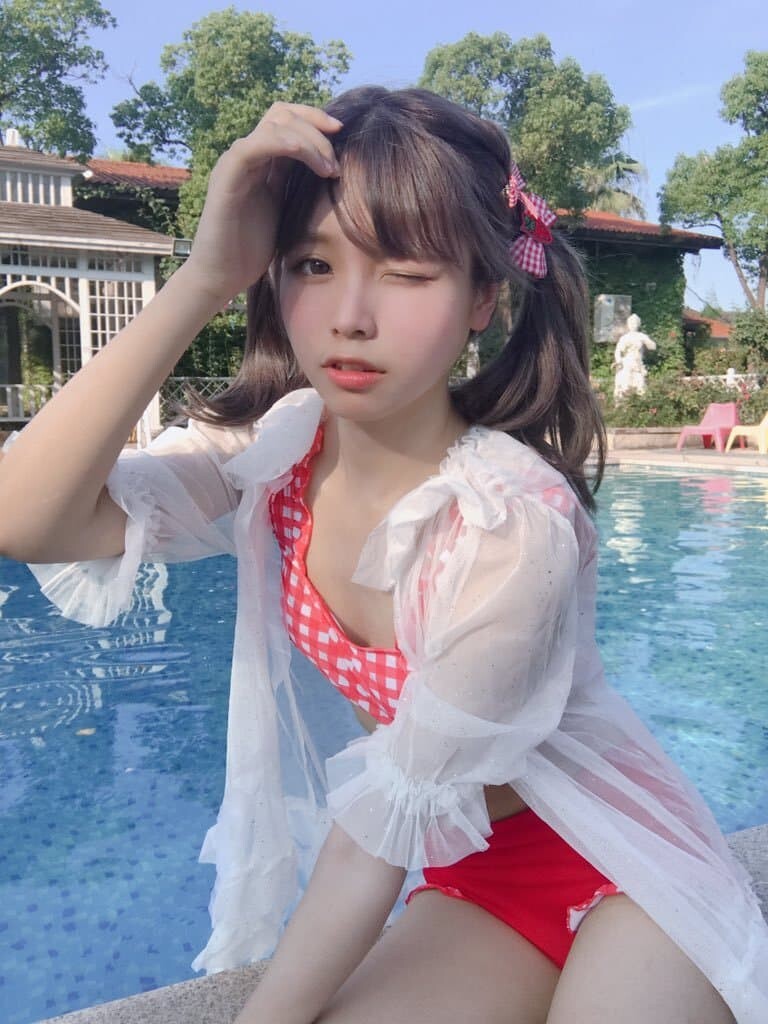 럽라) [성우] 리유 내한 발표 기념 랜덤짤_12.jpg