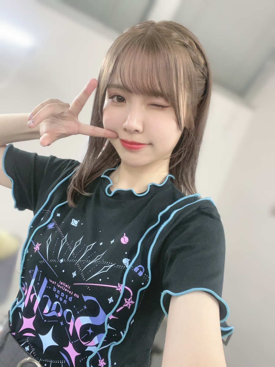 럽라) [성우] 리유 내한 발표 기념 랜덤짤_29.jpg