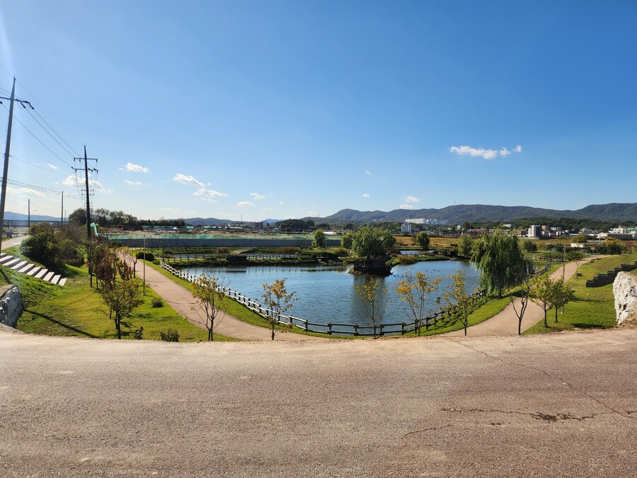 스압) 엄마가 수변공원에 갔다 오라고 하도 난리를 피우길래 갔다 왔다_3.jpg
