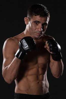 칼들고 덤비면 도망ㄱ... 어?!_2.jpg