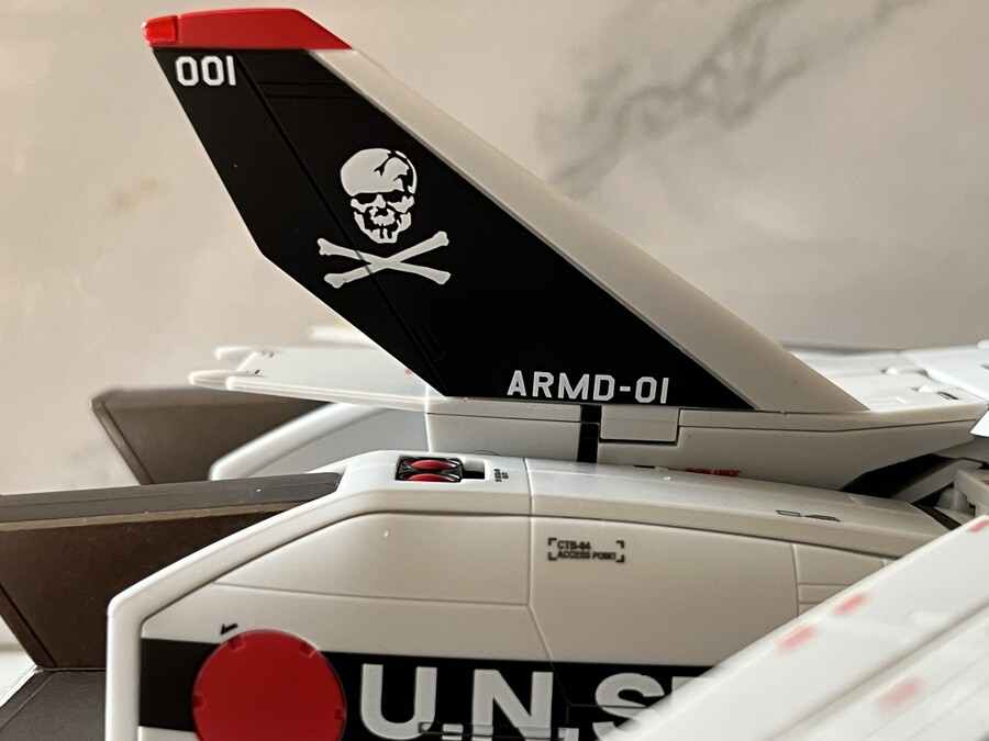 [혼웹한정] DX 초합금 VF-1S (히카루기) 메카닉 에디션 구성품 해외 이미지_6.jpeg