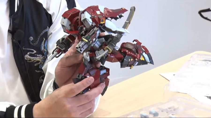 [플레임 토이즈] 철기교 알트아이젠 슈퍼로봇채널 소개 정보_23.png