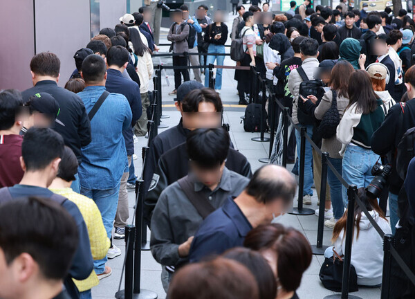 되팔렘 때문에 역대급 오픈런된 애플 하남 스토어