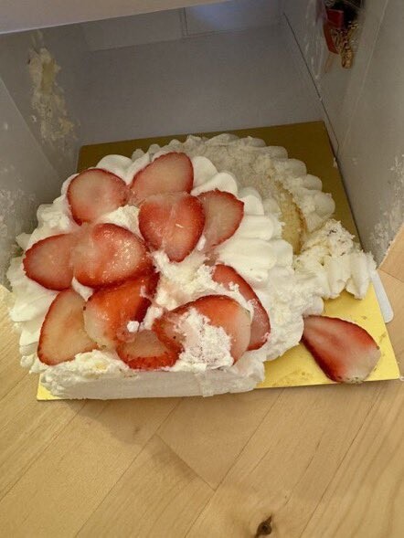 일본 크리스마스 케이크 배송 참사.jpg_3.jpg