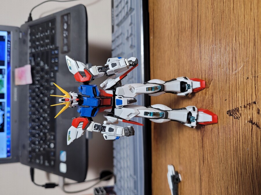 [RG] 빌드 스트라이크 건담 풀 패키지 리뷰_1.jpg