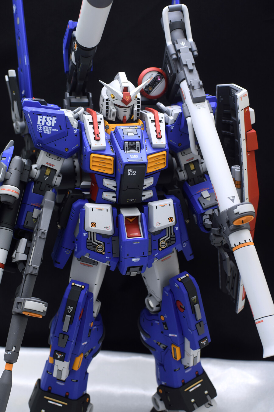 1/60 풀아머 건담_4.jpg