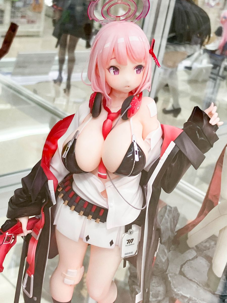 [미메요이] 1/7 블루 아카이브 - 이즈미모토 에이미 아미아미 전시 사진_2.jpg