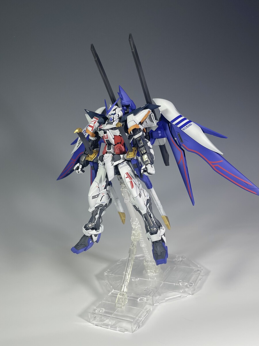 [MG] 한국한정 GBK-20 어스트레이 건담 풀도색 완성_1.jpg