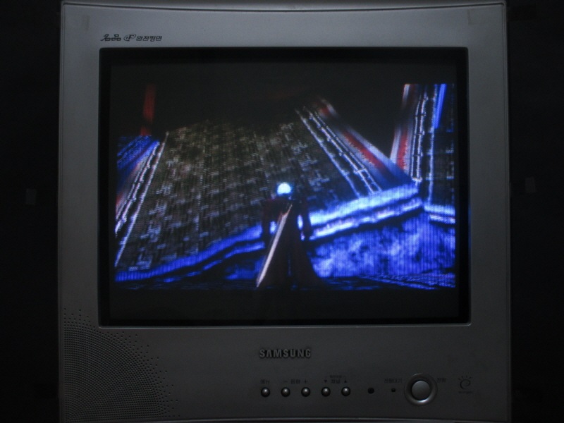 데빌 메이 크라이 2 (4) - 브라운관 티비 화면_13.jpg