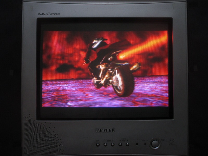 데빌 메이 크라이 2 (4) - 브라운관 티비 화면_23.jpg