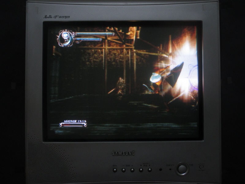 데빌 메이 크라이 2 (4) - 브라운관 티비 화면_35.jpg