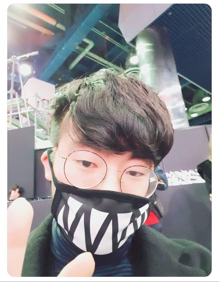 족제비와 토끼) 작가님이 오늘 안나오신 이유_1.jpg