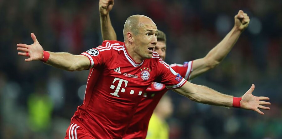 유럽 대표적 노안 축구선수 근황...jpg_1.jpg