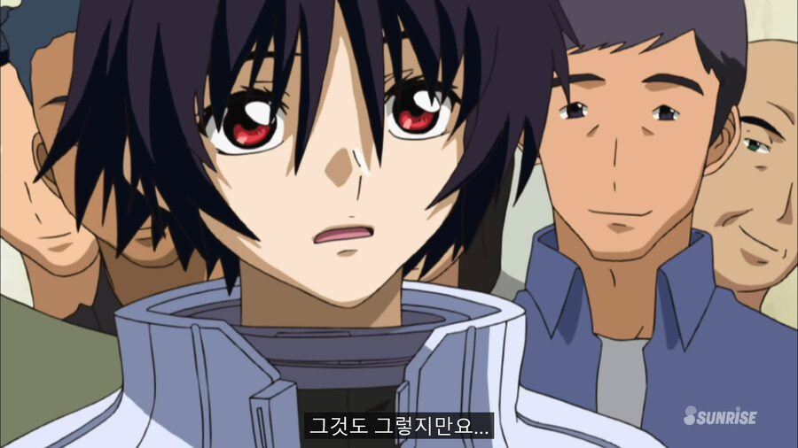 건담)알고보면 더 웃긴 회상장면_11.jpg