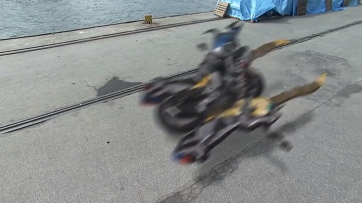 [가면라이더 카부토] 진퉁 vs 짝퉁_18.jpg