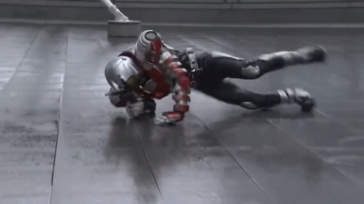 [가면라이더 카부토] 진퉁 vs 짝퉁_100.jpg