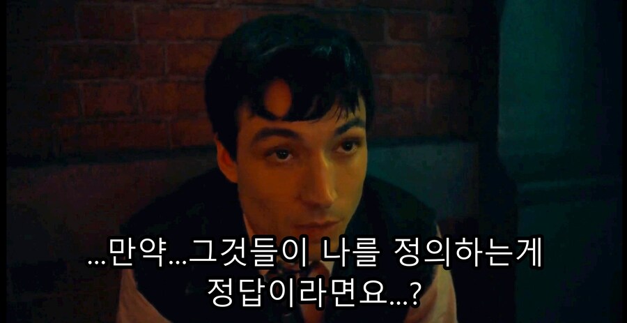 영화) '벤 에플렉'이 직접쓴 배트맨의 마지막 대사_21.jpg