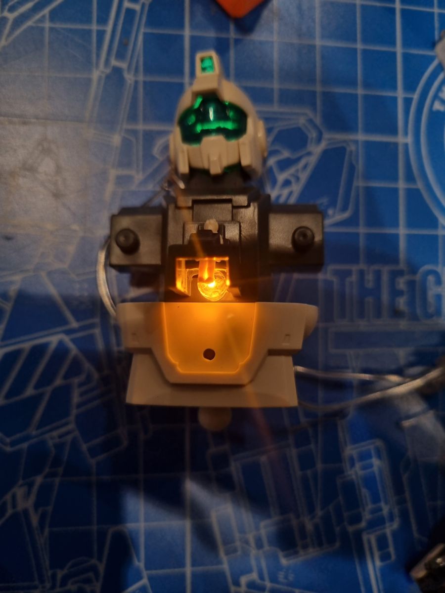 [건X 베이스] 고양점 건프라 발광 기법 안내 - 발광 다이오드편_58.jpg