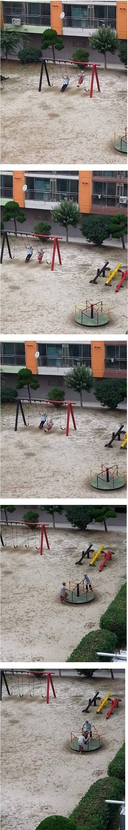 놀이터에서 즐기는 커플_1.png