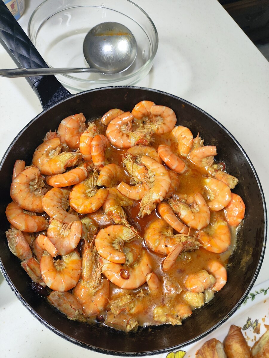 새우 60마리 대충 감바스_1.jpg