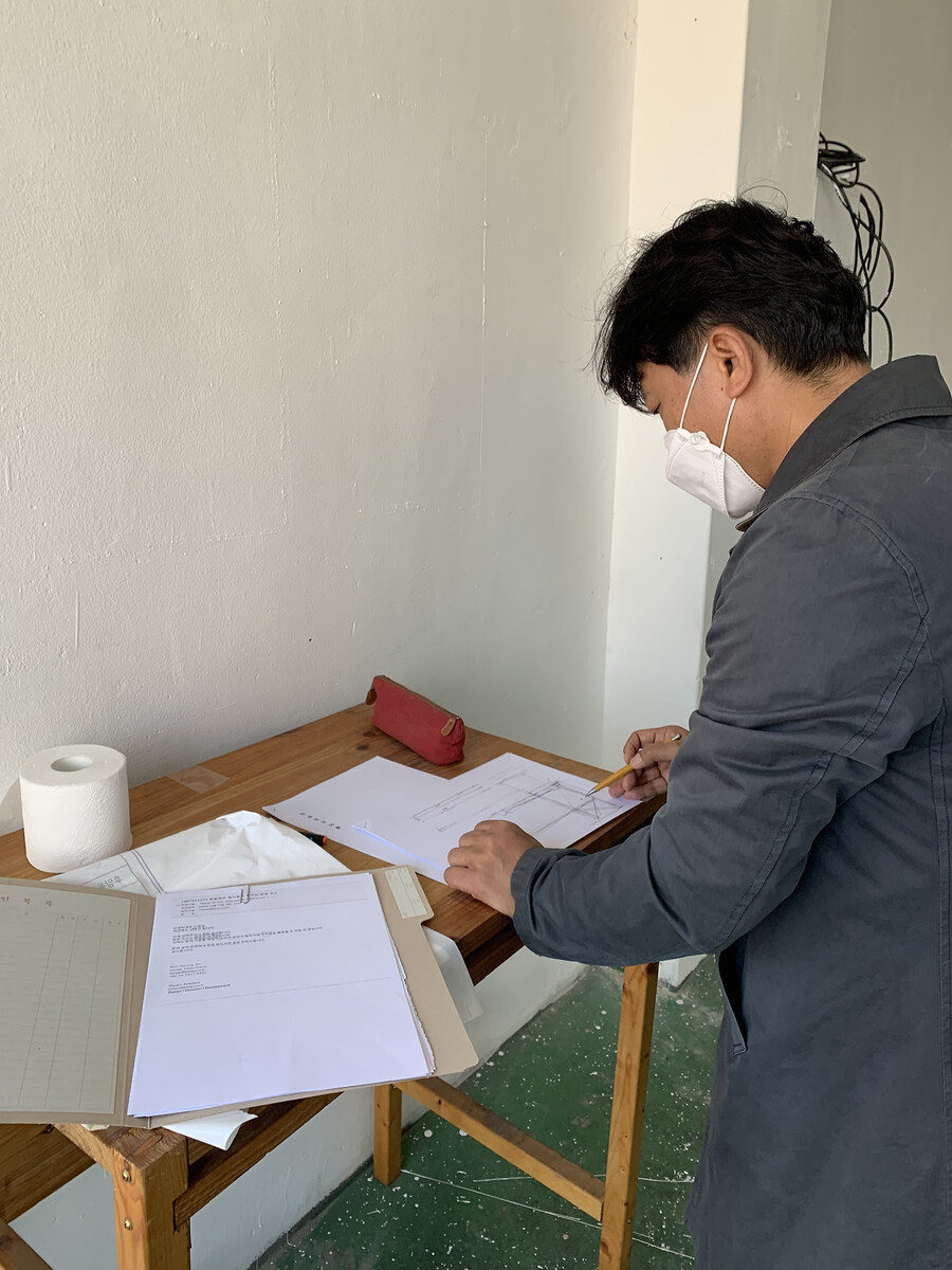 (스압주의) 카페를 디자인했는데, 공돌이를 한번 갈아넣어 보았습니다._11.jpg