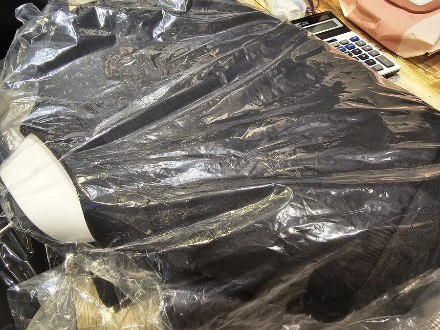 옷가게)에서 수선할때 옷 바꿔치기 하거나 그런거 없겠지?.jpg_2.jpg