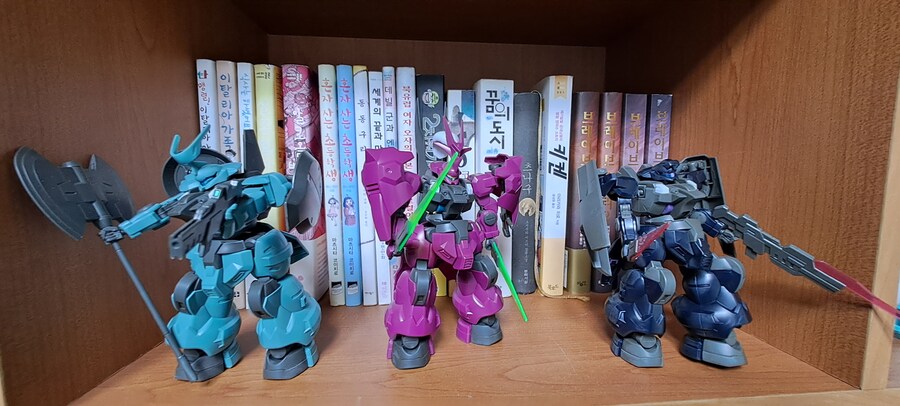 건담) 왜 갑자기 수마 떡밥이야_3.jpg