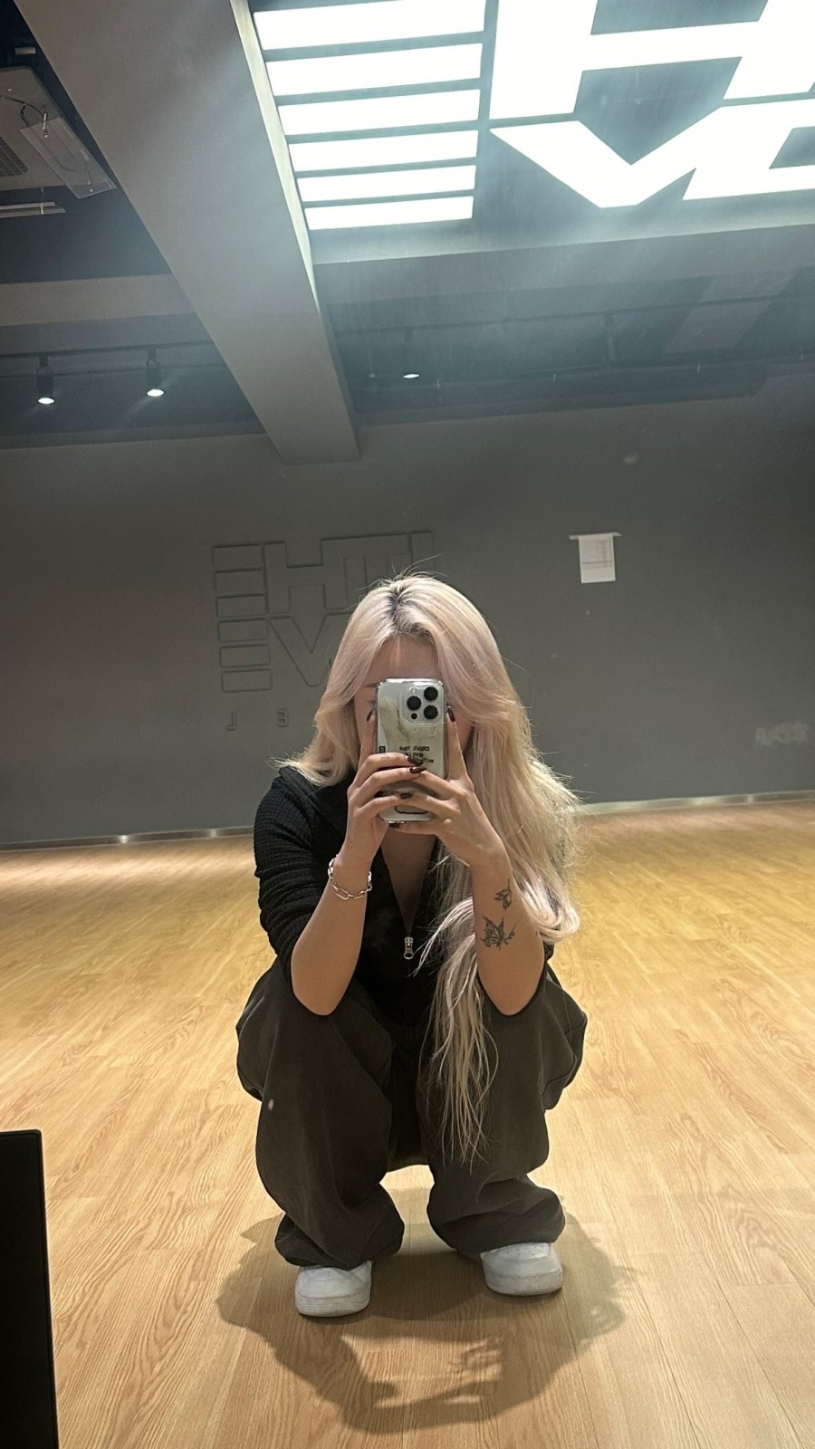 240322.휘인.인스타그램 스토리.jpg