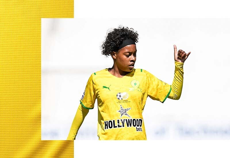 논란의 호나우지뉴 닮은 여자 축구선수.jpg_1.jpg