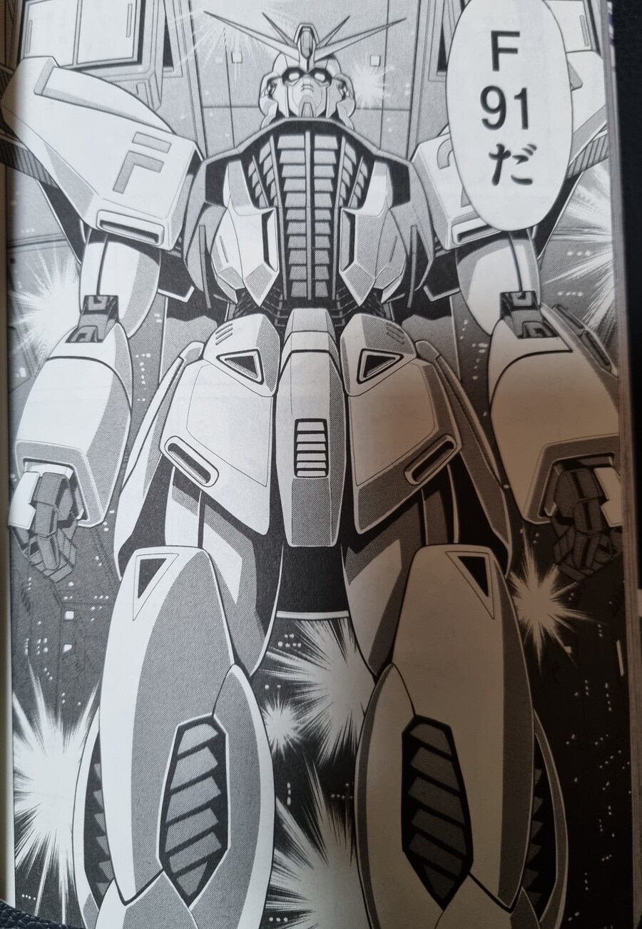 프라외 스포)F90 FF 코믹스 11권 등장기체_9.jpg