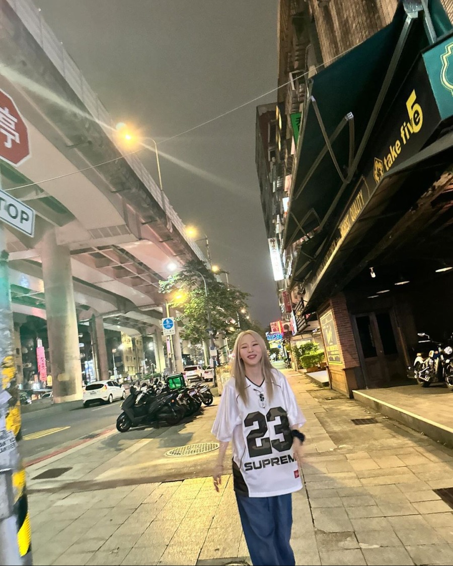 240408.문별.인스타그램 02.jpg