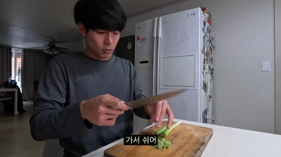 프랑스 아내를 위해 파스타를 만드는 남편.jpg_3.png