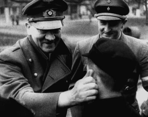 히틀러 덕분에 졸업한 군붕이.jpg_3.jpg