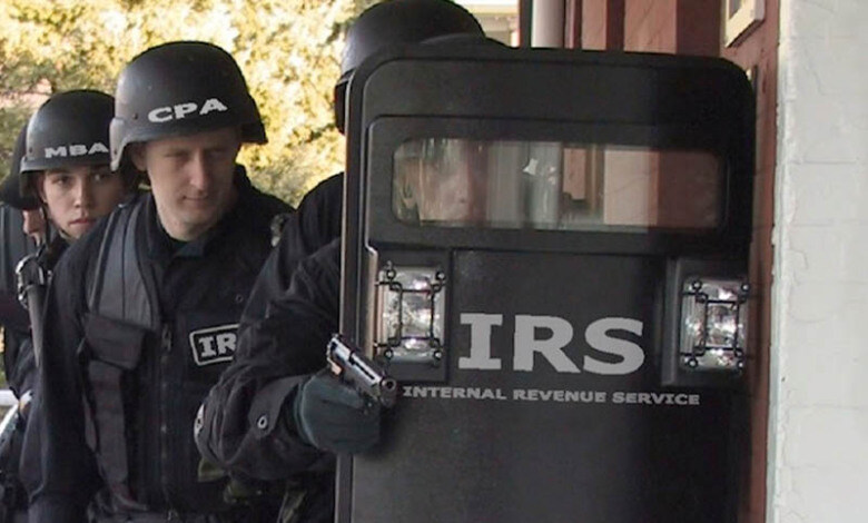 큰 돈을 함부로 주울 경우 선택지 2가지_1.jpg