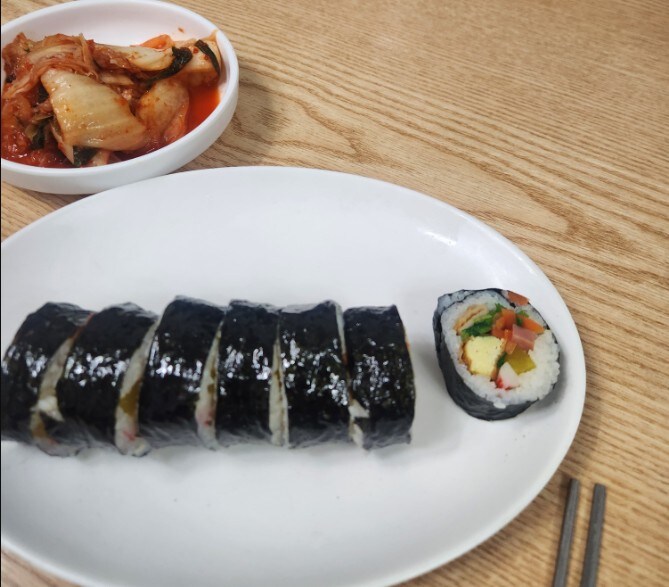 내가 생각하는 이상적인 김밥.jpg | 유머 게시판 내가 생각하는 이상적인 김밥.jpg | 유머 게시판 | 루리웹