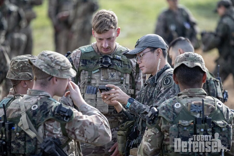 국방) 강원도 인제에 반한 英육군, 매년 와서 훈련 받는다.jpg_2.jpg