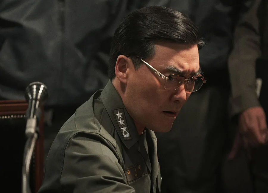 서울의봄)작중 발암캐_1.webp