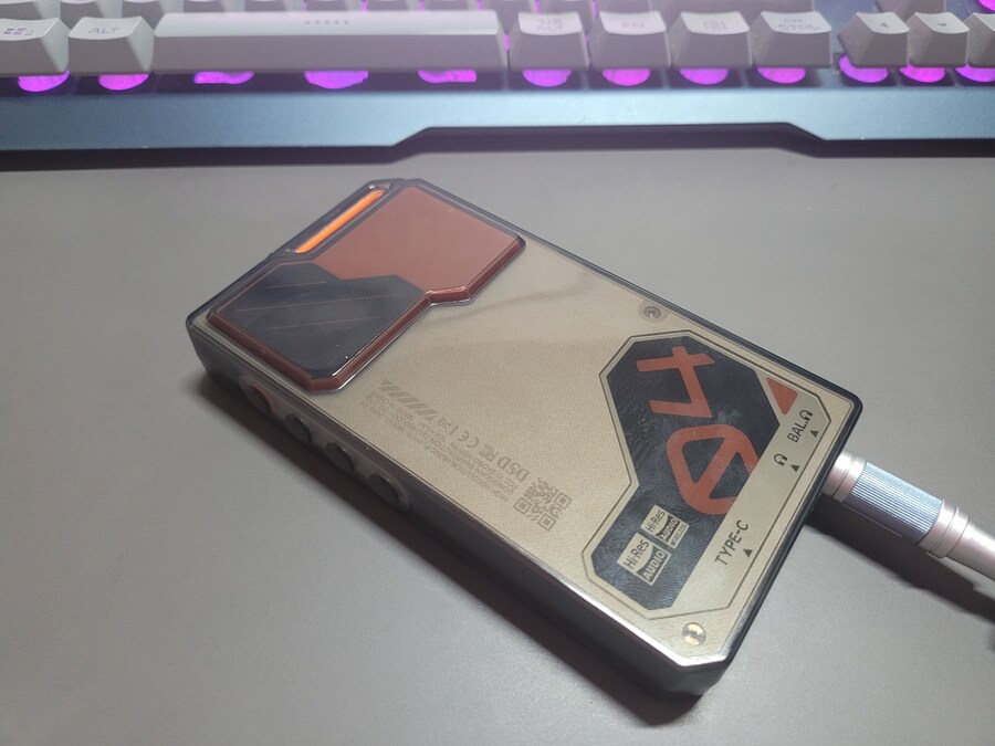 유선 이어폰도 빠지니까 무섭네_8.jpg