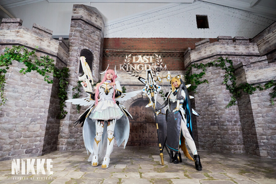 [니케] 승리의 여신 1.5주년 비욘드 더 메모리즈 코스 촬영 (스압)_98.jpg