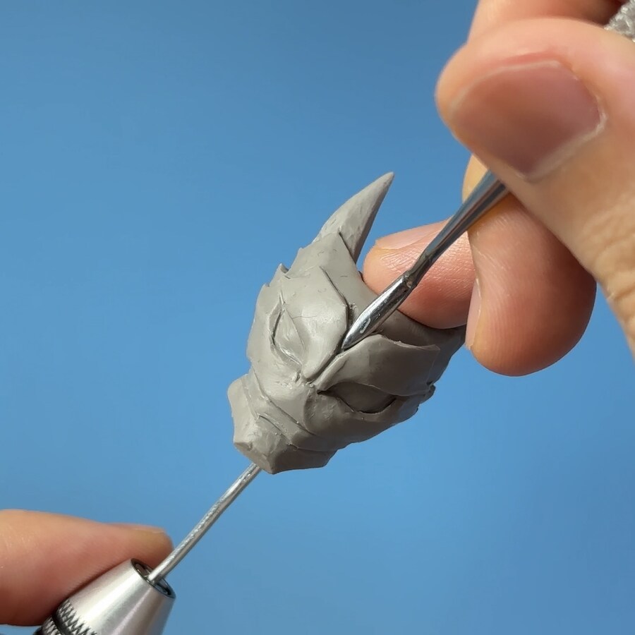 300시간 동안 괴수8호 만들기_12.jpg