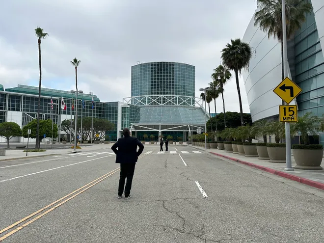 E3의 탄생과 죽음_14.webp